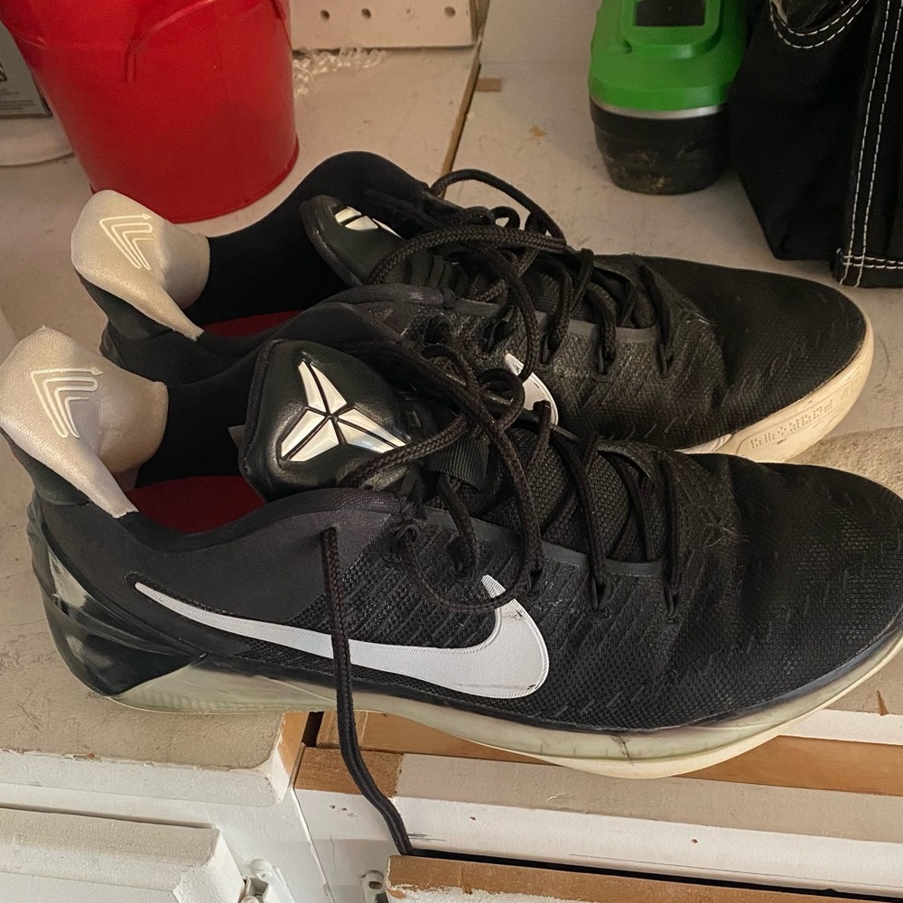 Kobe Bryant basketball shoes